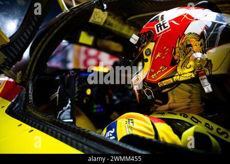 YE Yifei (CHN), AF Corse, Ferrari 499P, portrait lors du Prologue du Championnat du monde d'Endurance FIA 2024, du 24 au 26 février 2024 sur le circuit international de Losail à Lusail, Qatar Banque D'Images