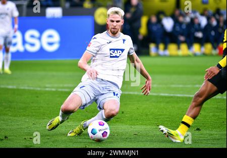 Bundesliga, signal Iduna Park Dortmund : Borussia Dortmund vs TSG Hoffenheim ; Anton Stach (TSG) Banque D'Images