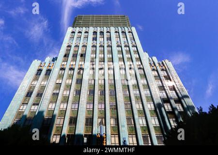 Regardant vers le haut du bâtiment vert Art déco vintage Eastern Columbia sur Broadway los angeles californie usa appartements penthouse rénovés johnny depp Banque D'Images