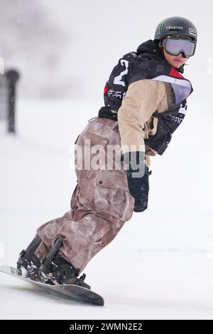 Nagano, Japon. 27 février 2024. Yura Murase Snowboarding : COWDAY Slopestyle 2024 chaud féminin de slopestyle au parc de sports d'hiver Hakuba47 à Nagano, Japon . Crédit : AFLO SPORT/Alamy Live News Banque D'Images