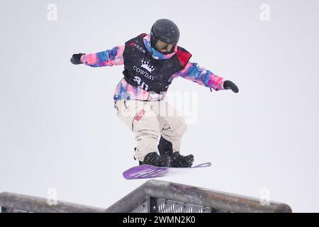 Nagano, Japon. 27 février 2024. Rina Yoshika Snowboarding : COWDAY Slopestyle 2024 chaud féminin de slopestyle au parc de sports d'hiver Hakuba47 à Nagano, Japon . Crédit : AFLO SPORT/Alamy Live News Banque D'Images