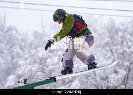 Nagano, Japon. 27 février 2024. Kokomo Murase Snowboarding : COWDAY Slopestyle 2024 chaud féminin de slopestyle au parc de sports d'hiver Hakuba47 à Nagano, Japon . Crédit : AFLO SPORT/Alamy Live News Banque D'Images