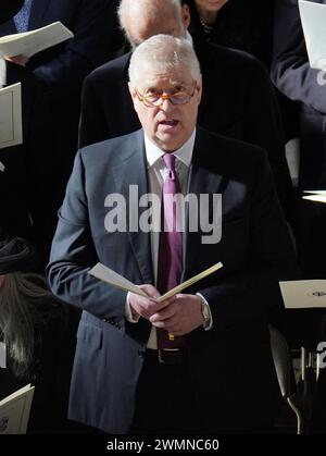 Le prince Andrew le duc d'York assiste à un service d'action de grâce pour la vie du roi Constantin des Hellènes à la chapelle St George, dans le château de Windsor, Berkshire. Date de la photo : mardi 27 février 2024. Banque D'Images