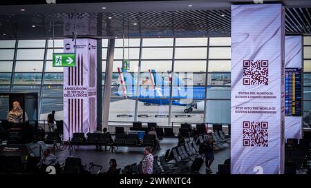 Aéroport ROM Fiumicino, Italien, Europa Flughafen ROM Fiumicino, Leonardo da Vinci Airport, Italien, internationaler Flughafen, ROM, Ankunftshalle, terminal, Transportoptionen, Taxi, Shuttlebus, Einkaufsmöglichkeiten, gastronomie, salons, WLAN, Geldautomaten, Wechselstuben, Passagiere, Flugverbindungen, Fluggesellschaften, Zwischenstopp, Leonardo da Vinci Museum, Effizienz, Kundenzufriedenheit, Drehkreuz, ITA Airways, nationale Fluggesellschaft, Verbindungen, Umsteigeerlebnis, Vielfliegerprogramm, Privilegien, améliorations, Lounge-Zugang, Vielflieger, ROM, Mailand, Venedig, Florenz, Neapel, stagiaire Banque D'Images