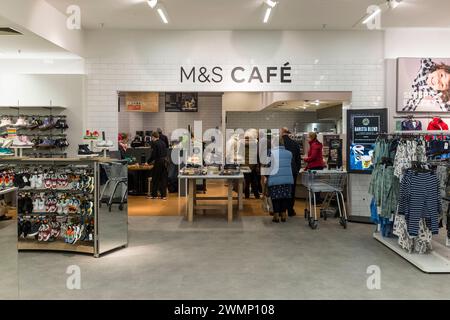 Affiche M&S Café dans le magasin Marks & Spencer du Mall Cribbs Causeway, Bristol, Royaume-Uni Banque D'Images