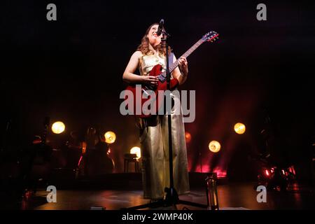 Copenhague, Danemark. 26 février 2024. La chanteuse, compositrice et musicienne islandaise Laufey donne un concert à VEGA à Copenhague. (Crédit photo : Gonzales photo/Alamy Live News Banque D'Images