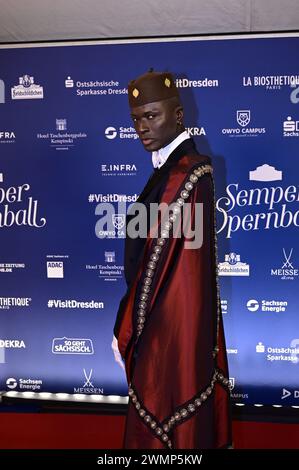 Papis Loveday beim 16. SemperOpernball 2024 in der Semper Oper. Dresde, 23.02.2024 Banque D'Images