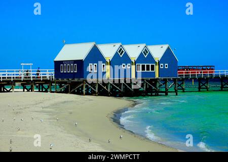 4 cabanes sur Busselton Australia Jetty Australie occidentale Banque D'Images