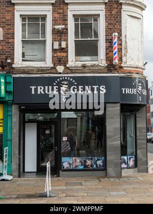 True Gents Barbershop, High Street, Lincoln City, Lincolnshire, Angleterre, ROYAUME-UNI Banque D'Images