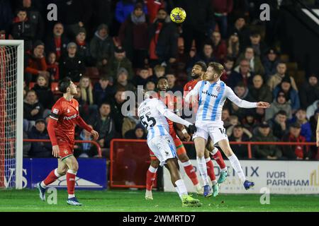 Walsall, Royaume-Uni. 27 février 2024. Lors du match EFL Sky Bet League 2 entre Walsall et Accrington Stanley au Banks's Stadium, Walsall, Angleterre, le 27 février 2024. Photo de Stuart Leggett. Utilisation éditoriale uniquement, licence requise pour une utilisation commerciale. Aucune utilisation dans les Paris, les jeux ou les publications d'un club/ligue/joueur. Crédit : UK Sports pics Ltd/Alamy Live News Banque D'Images