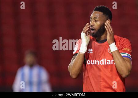 Walsall, Royaume-Uni. 27 février 2024. Lors du match EFL Sky Bet League 2 entre Walsall et Accrington Stanley au Banks's Stadium, Walsall, Angleterre, le 27 février 2024. Photo de Stuart Leggett. Utilisation éditoriale uniquement, licence requise pour une utilisation commerciale. Aucune utilisation dans les Paris, les jeux ou les publications d'un club/ligue/joueur. Crédit : UK Sports pics Ltd/Alamy Live News Banque D'Images