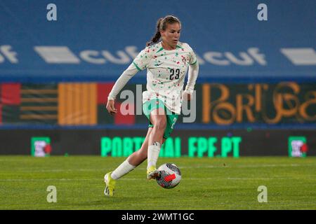 Estoril, Portugal. 27 février 2024. Telma Encarnacao du Portugal en action lors du match amical de football féminin entre le Portugal et la Corée du Sud à l'Estadio Antonio Coimbra da Mota.Note finale : Portugal 5:1 Corée du Sud crédit : SOPA images Limited/Alamy Live News Banque D'Images