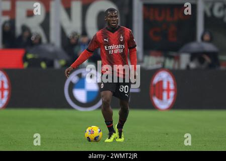 Milan, Italie. 25 février 2024. Yunus Musah de l'AC Milan lors du match de Serie A à Giuseppe Meazza, Milan. Le crédit photo devrait se lire : Jonathan Moscrop/Sportimage crédit : Sportimage Ltd/Alamy Live News Banque D'Images