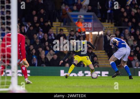 Blackburn, Royaume-Uni. 28 février 2024. Blackburn, Angleterre, 28 février 2024 Miguel Almirón de Newcastle s'est Uni en action lors du match de football de la FA Cup entre Blackburn Rovers et Newcastle United à Elwood Park à Blackburn, Angleterre. (Richard Callis/SPP) crédit : photo de presse sportive SPP. /Alamy Live News Banque D'Images