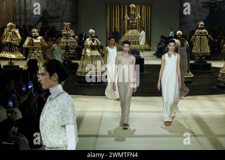 Paris, Frankreich. 27 février 2024. CHRISTIAN DIOR automne/hiver 2024 défilé pendant la semaine de la mode à Paris le 2024 février - Paris, France 27/02/2024 crédit : dpa/Alamy Live News Banque D'Images