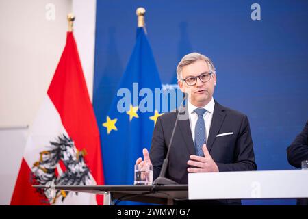 Wien, Österreich. 28. Février 2024. Pressefoyer nach Ministerrat der Österreichischen Bundesregierung im Parlament. Bild zeigt Finanzminister Magnus Brunner ÖVP. *** Vienne, Autriche 28 février 2024 foyer de la presse après le Conseil des ministres du gouvernement fédéral autrichien au Parlement photo montre le ministre des Finances Magnus Brunner ÖVP Banque D'Images