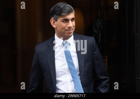 Londres, Royaume-Uni. 28 février 2024. Le premier ministre britannique Rishi Sunak part pour les PMQ à Downing Street. Crédit : Justin Ng/Alamy Live News. Banque D'Images