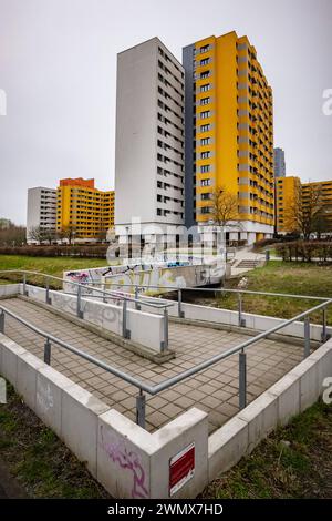 Berlin Reinickendorf OT Märkisches Viertel MV die Siedlung im Bereich Senftenberger Ring - 28.02.2024 Berlin *** Berlin Reinickendorf OT Märkisches Viertel MV le quartier du Senftenberger Ring 28 02 2024 Berlin Banque D'Images