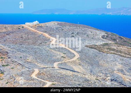 Grèce, îles du Dodécanèse, île de Sifnos, chemin menant au monastère d'Agios Georgios Banque D'Images