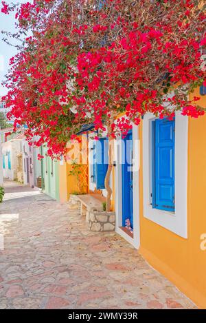 Grèce, Îles du Dodécanèse, Île de Halki, Rue de la vieille ville du village Emporio Banque D'Images