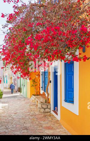 Grèce, Îles du Dodécanèse, Île de Halki, Rue de la vieille ville du village Emporio Banque D'Images