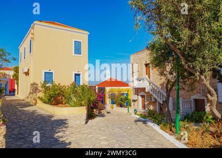 Grèce, Îles du Dodécanèse, Île de Halki, Rue de la vieille ville d'Emporio Banque D'Images