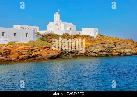 Grèce, îles du Dodécanèse, île de Sifnos, monastère Chrisopigi Banque D'Images