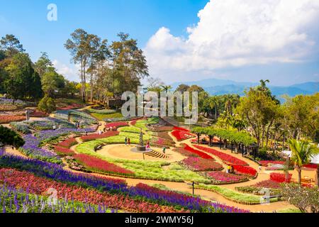 Thaïlande, province de Chiang Rai, environs de Mae Salong, jardin royal de Doi Tung ou jardin de Mae Fan Luang Banque D'Images