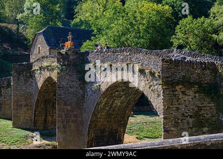 France, Aveyron, Belcastel, labellisé l’un des plus beaux villages de France, Banque D'Images