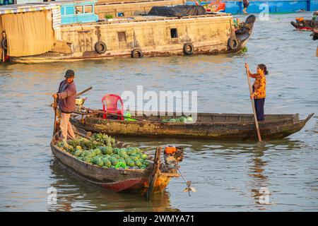 Vietnam, Delta du Mékong, district de Cai rang, marché flottant de Cai rang sur la rivière Can Tho Banque D'Images