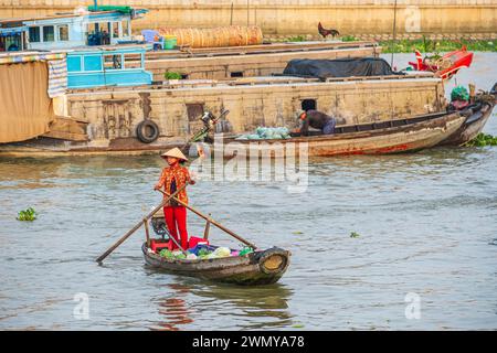 Vietnam, Delta du Mékong, district de Cai rang, marché flottant de Cai rang sur la rivière Can Tho Banque D'Images