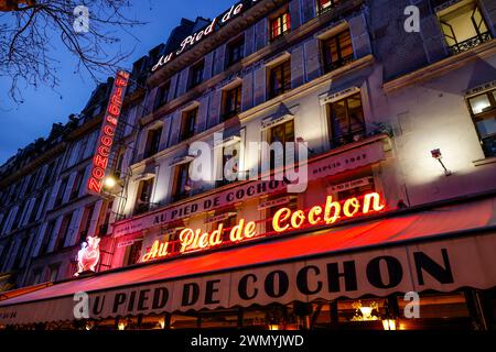 RESTAURANT AU PIED DE COCHON PARIS Banque D'Images