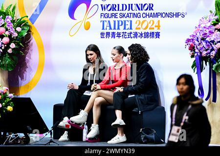 Anthea GRADINARU (sui), à Kiss & Cry, dans le cadre du programme junior féminin court, aux Championnats du monde junior de patinage artistique 2024 de l'ISU, à Taipei Arena, le 28 février 2024 à Taipei City, Taiwan. Crédit : Raniero Corbelletti/AFLO/Alamy Live News Banque D'Images