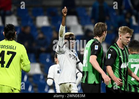 Reggio Emilia, Italie. 28 février 2024. Foto Massimo Paolone/LaPresse 28 Febbraio 2024 - Reggio Emilia, Italia - sport, calcio - Sassuolo vs Napoli - Campionato Italiano di calcio Serie A TIM 2023/2024 - Stadio Mapei citt&#xe0 ; del Tricolore. Nella foto : Victor Osimhen (SSC Napoli) ; 28 février 2024 Reggio Emilia, Italie - sport, calcio - Sassuolo vs Napoli - Championnat italien de football de série A 2023/2024 - stade Mapei. Sur la photo : Victor Osimhen (SSC Napoli) ; crédit : LaPresse/Alamy Live News Banque D'Images