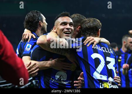 Milan, Italie. 29 janvier 2024. Foto Spada/LaPresse 28 febbraio 2024 - Milano, Italia - sport, calcio - Inter vs Atalanta - Campionato Italiano di calcio Serie A TIM 2023/2024 - Stadio San Siro. Nella foto : esultanza dopo gol 2-0 Lautaro Martinez (FC Inter) ; Febraury 28, 2024, 2024 Milan, Italie - sport, calcio - Inter vs Atalanta - Championnat italien de football Serie A 2023/2024 - stade San Siro. Sur la photo : célèbre après avoir marqué 2-0 Lautaro Martinez (FC Inter) ; crédit : LaPresse/Alamy Live News Banque D'Images