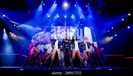 ROTTERDAM - Jason Derulo lors d'un concert à Ahoy. En raison du grand intérêt, le spectacle de la chanteuse américaine a été déplacé de la RTM Stage à Rotterdam Ahoy à la plus grande salle Arena. ANP MARCO DE SWART pays-bas Out - belgique Out Banque D'Images