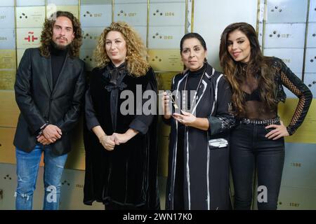 Estrella Morente, Aurora Carbonell Solea et Kiki lors de la cérémonie de léguation du Fonds commémoratif Enrique Morente à l'Institut Cervantes, le 10 février Banque D'Images