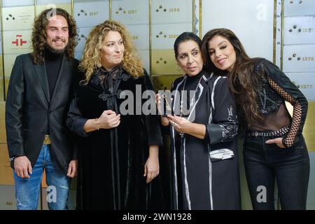 Madrid, Espagne. 28 février 2024. Estrella Morente, Aurora Carbonell Solea et Kiki lors de la cérémonie de léguation du Fonds commémoratif Enrique Morente à l’Institut Cervantes, le 28 février 2024 à Madrid, Espagne. (Photo par Oscar Gonzalez/Sipa USA) (photo par Oscar Gonzalez/Sipa USA) crédit : Sipa USA/Alamy Live News Banque D'Images