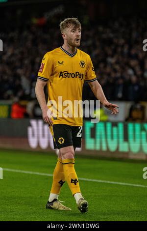 28 février 2024 ; stade Molineux, Wolverhampton, West Midlands, Angleterre; FA Cup Fifth Round Football, Wolverhampton Wanderers contre Brighton et Hove Albion ; Tommy Doyle des Wolves Banque D'Images