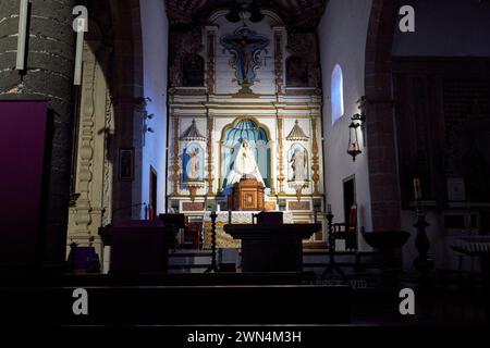 Intérieur de l'église nuestra senora de los remédios Yaiza, Lanzarote, Îles Canaries, espagne Banque D'Images