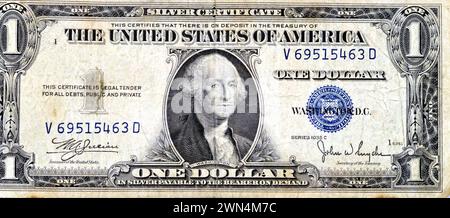 Grand fragment de la face avers de 1 billet d'un dollar série 1935 avec le portrait du président George Washington, ancienne banque monétaire américaine Banque D'Images