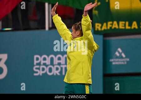 Santiago, Chili, 28 octobre 2023, Larissa Pimenta (BRA), médaille d'or lors du Judo - femmes -52kg podium aux Jeux panaméricains de 2023 Banque D'Images