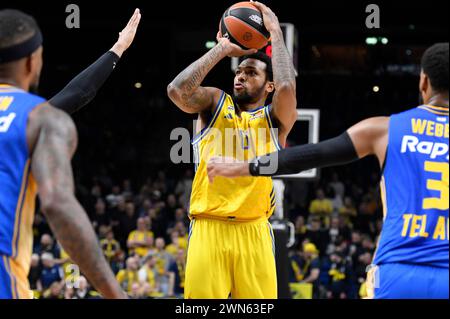 Berlin, Allemagne. 29 février 2024. Février 29 2024 : Sterling Brown (0) de ALBA Berlin pendant le match EuroLeague - ALBA Berlin v Maccabi Playtika tel Aviv - Mercedes Benz Arena. Berlin, Allemagne. (Ryan Sleiman /SPP) crédit : photo de presse SPP Sport. /Alamy Live News Banque D'Images
