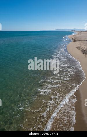 france Pyrénées Orientales Roussillon barcares plage de sable plage bleu ciel lumière naturelle Banque D'Images