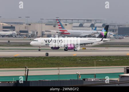 N543VL Volaris Airbus A321-271N AM Aéroport International de Los Angeles LAX / KLAX Los Angeles, Kalifornien, USA, Vereinigte Staaten von Amerika, 17.02.2024 *** N543VL Volaris Airbus A321 271N at Los Angeles International Airport LAX KLAX Los Angeles, Californie, USA, Etats-Unis d'Amérique, 17 02 2024 Banque D'Images