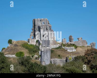 Château de Corfe fortification située sur la péninsule de l'île de Purbeck dans le Dorset Angleterre Banque D'Images