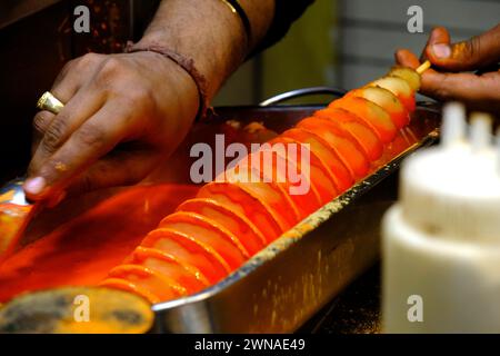 Indore Sarafa Bazaar, capitale indienne de la nourriture de minuit du Madhya Pradesh, Taste of India. Banque D'Images