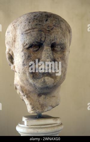 Portrait de l'empereur romain Vespasien (24-79). Musée national romain (Thermes de Dioclétien). Rome. Italie. Banque D'Images