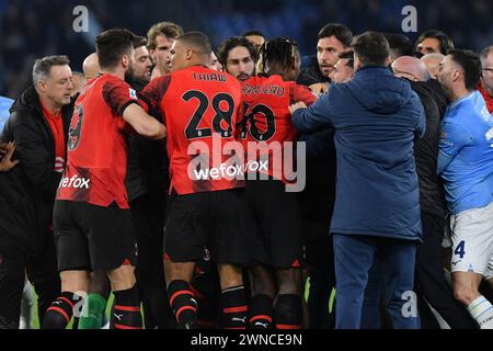 Rome, Latium. 01 mars 2024. La dernière bagarre lors du match de Serie A entre Lazio et Milan au stade olympique, Italie, le 1er mars 2024. Crédit : massimo insabato/Alamy Live News Banque D'Images