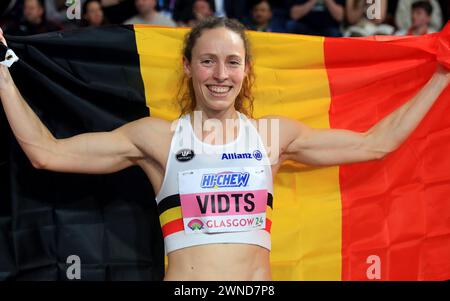 Glasgow, Grande-Bretagne. 1er mars 2024. Noor Vidts de Belgique célèbre sa victoire au pentathlon féminin des Championnats du monde d'athlétisme en salle 2024 à Glasgow, Grande-Bretagne, le 1er mars 2024. Crédit : Li Ying/Xinhua/Alamy Live News Banque D'Images